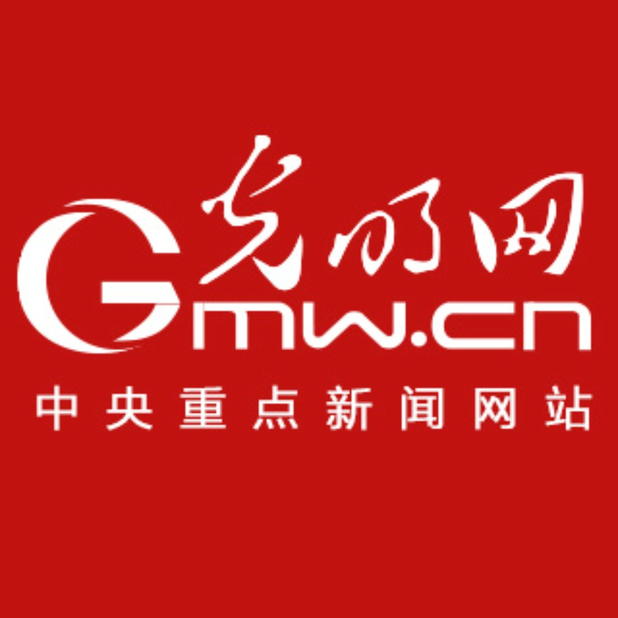 李维嘉曾说何炅的缺点是爱夸赞食物