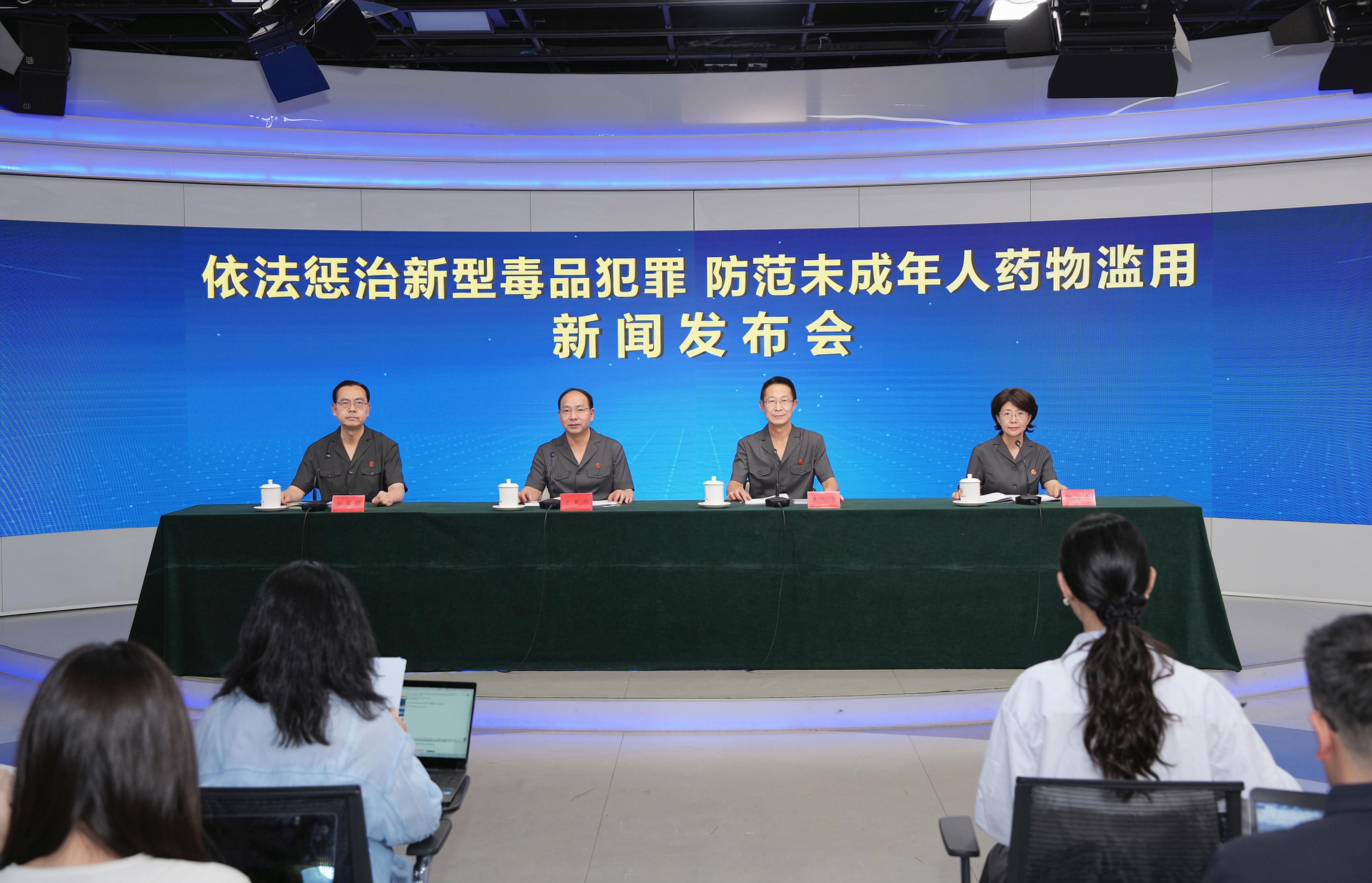 拾光纪·从“嘀嗒、嘀嗒”声中,听懂坚持党中央集中统一领导
