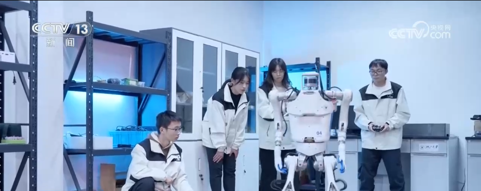 黄子韬徐艺洋秀恩爱