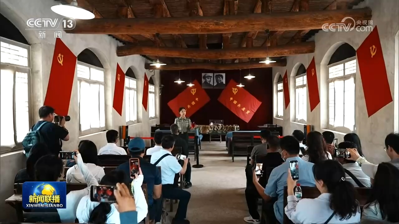 东部战区组织要港封控等科目演练