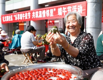 清华校长寄语本科毕业生：拥抱变革，争做智能时代的引领者